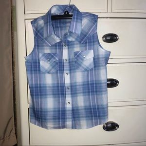 Sleeveless purple stripped button down shirt